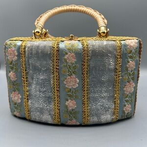 Vintage cottage core wicker purse tapestry velvet boho grannycore festival 1960s